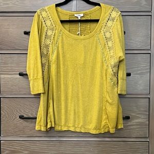 In Loom 3/4 Sleeve Top